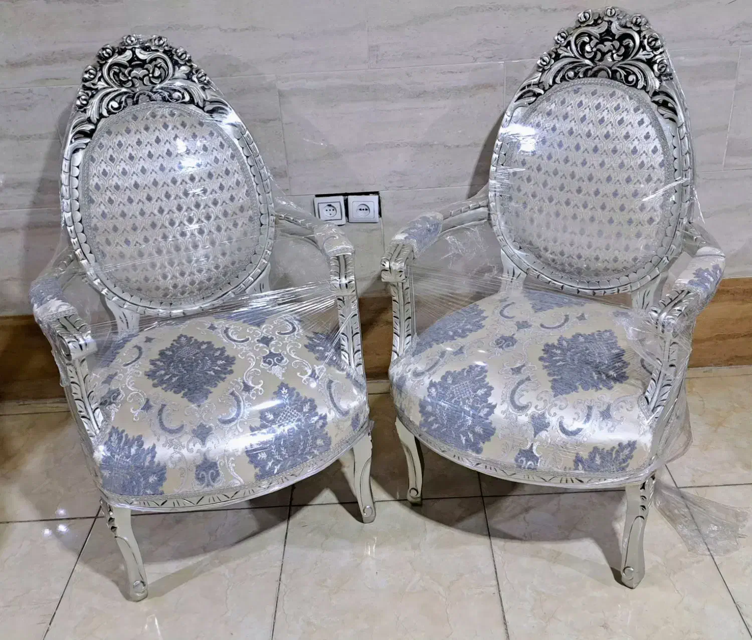 سلطنتی سیلور مبلمان ۹ نفره مبل استیل جهیزیه|مبلمان خانگی و میز عسلی|فردیس, شهرک شهید حسینی|دیوار