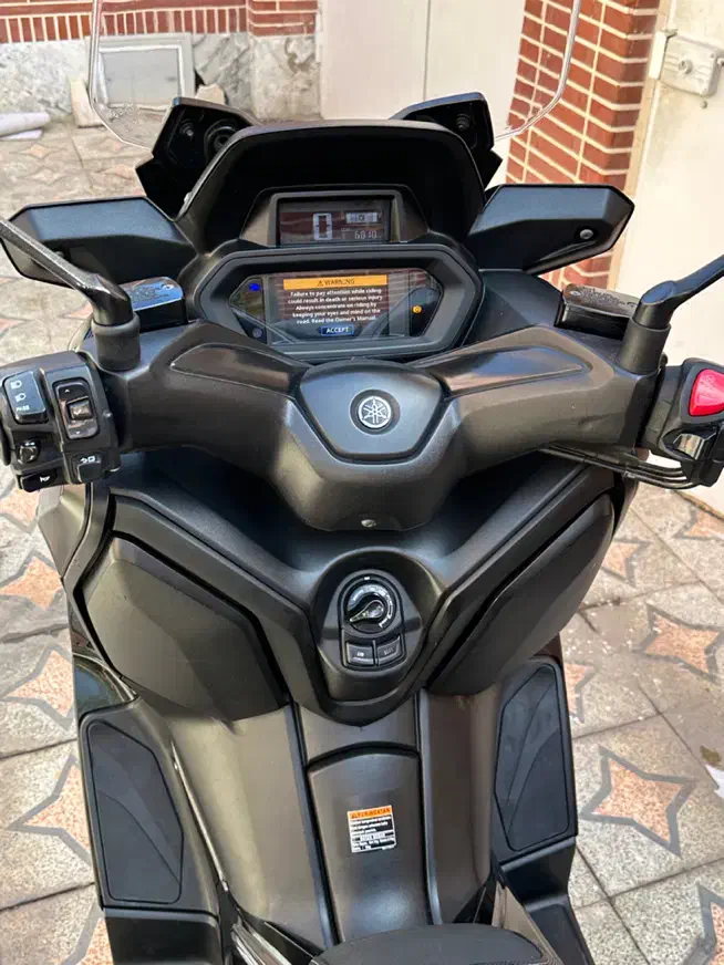 Xmax yamaha|موتورسیکلت|کاشان, امیرکبیر|دیوار