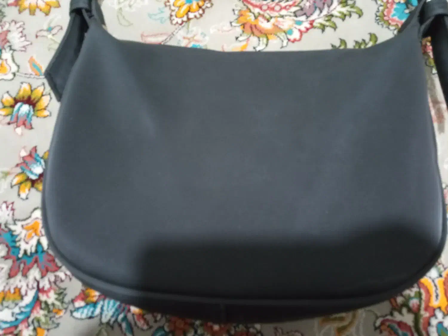 کیف در حد نو|کیف، کفش، کمربند|پاکدشت, پاکدشت (مامازند)|دیوار