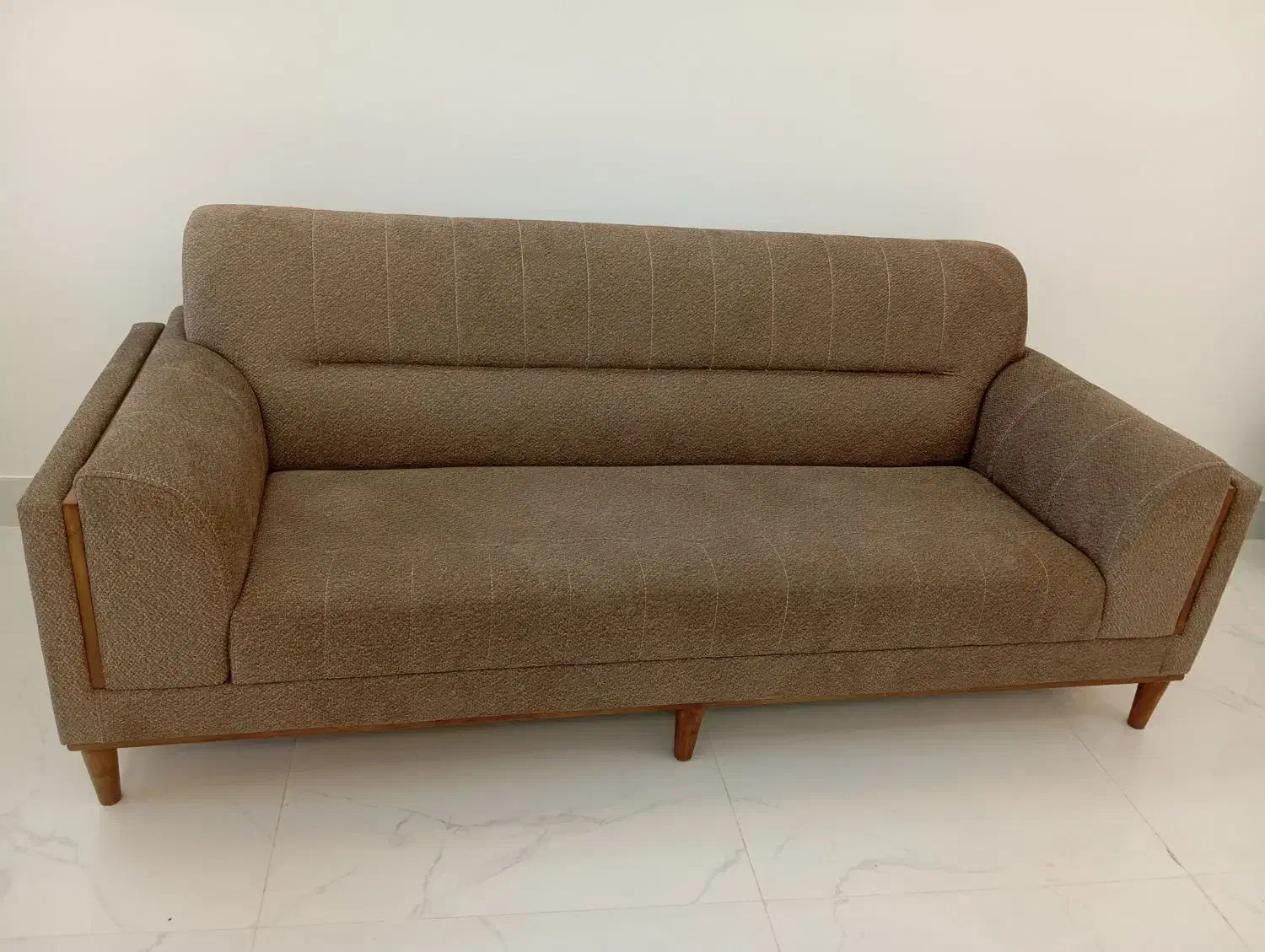 مبل در حد نو|مبلمان خانگی و میز عسلی|کاشمر, |دیوار