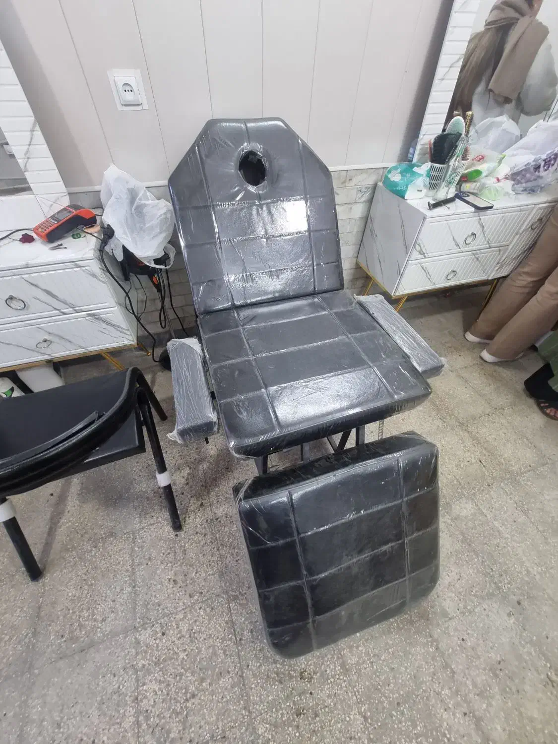 لوازم آرایشگاه زنانه|آرایشگاه و سالن‌های زیبایی|کردکوی, |دیوار