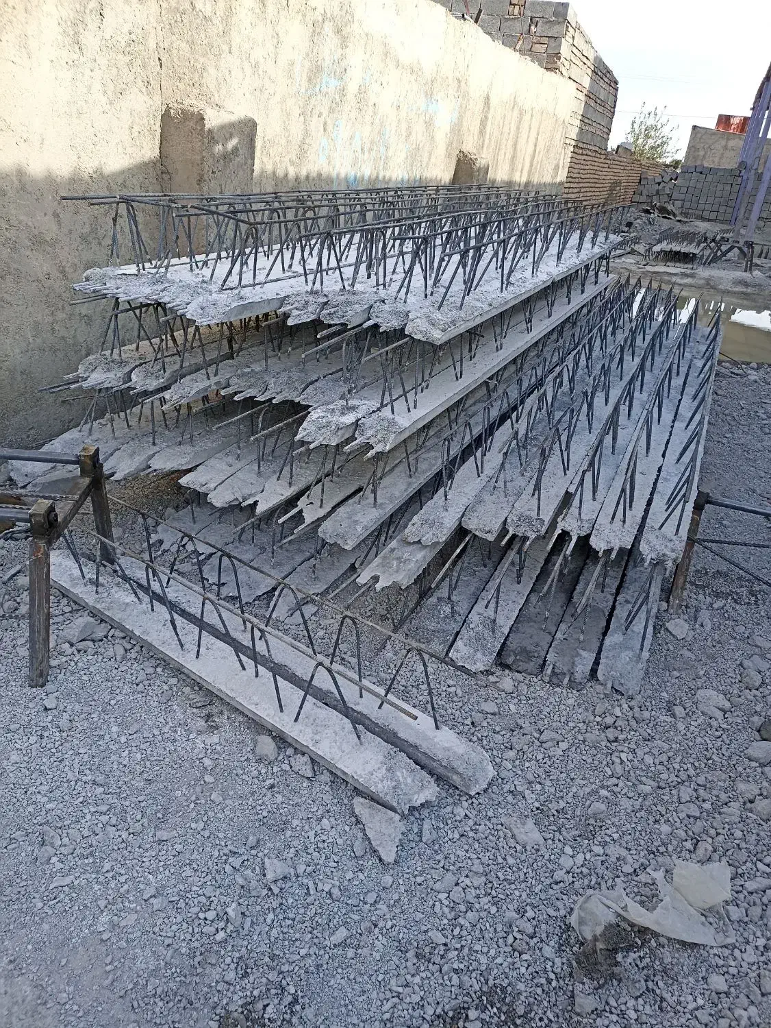 تیرچه بلوک بتنی|مصالح و تجهیزات ساختمان|بیرجند, |دیوار