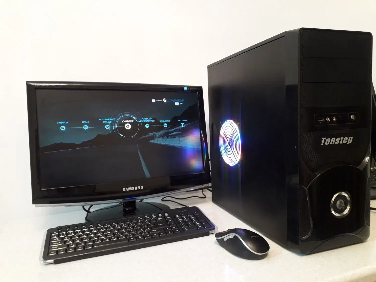 کیس‌‌و مانیتور|رایانه رومیزی|ساری, |دیوار