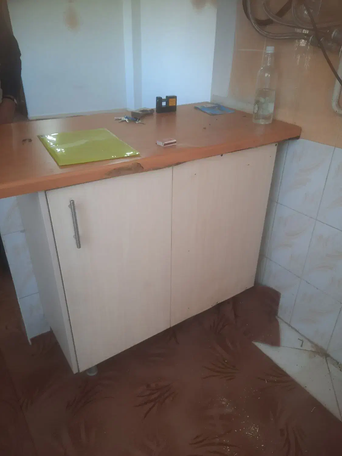 کابینت|مصالح و تجهیزات ساختمان|گلبهار, شهر جدید گلبهار|دیوار