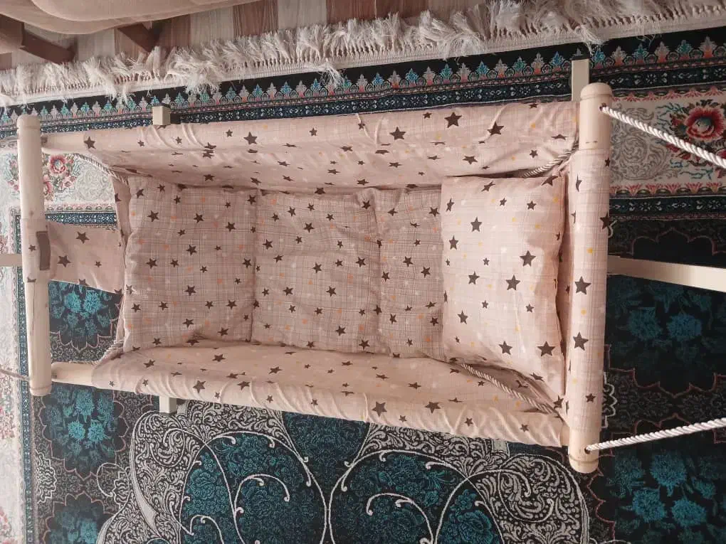 گهواره کاملا سالم‌نو میباشد|اسباب و اثاث بچه|اردبیل, |دیوار