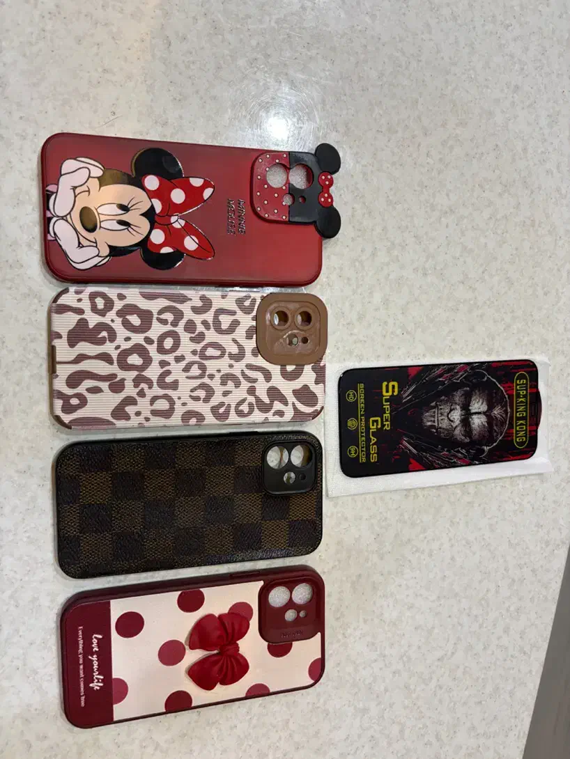 قاب و گلس گوشی آیفون 12|لوازم جانبی موبایل و تبلت|قم, هنرستان|دیوار