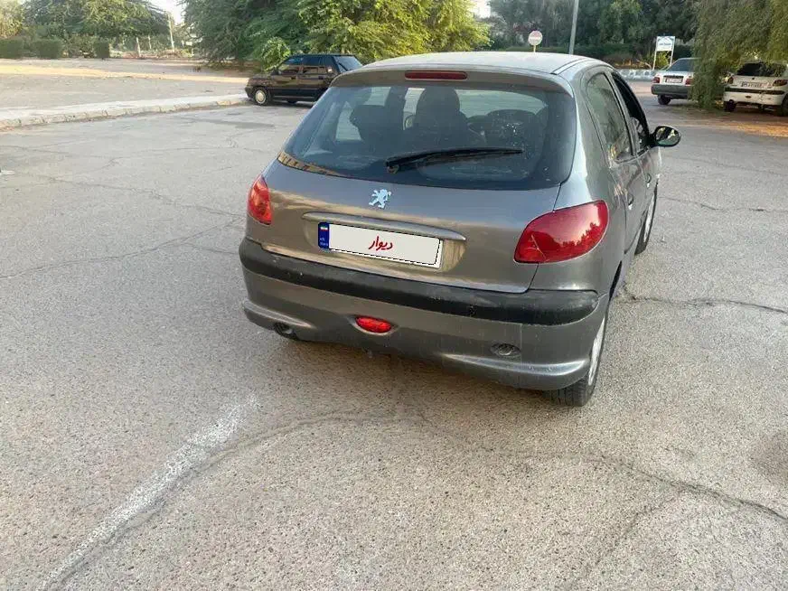 ۲۰۶ تیپ ۵|خودرو سواری و وانت|شیراز, فرودگاه شهید دستغیب شیراز|دیوار