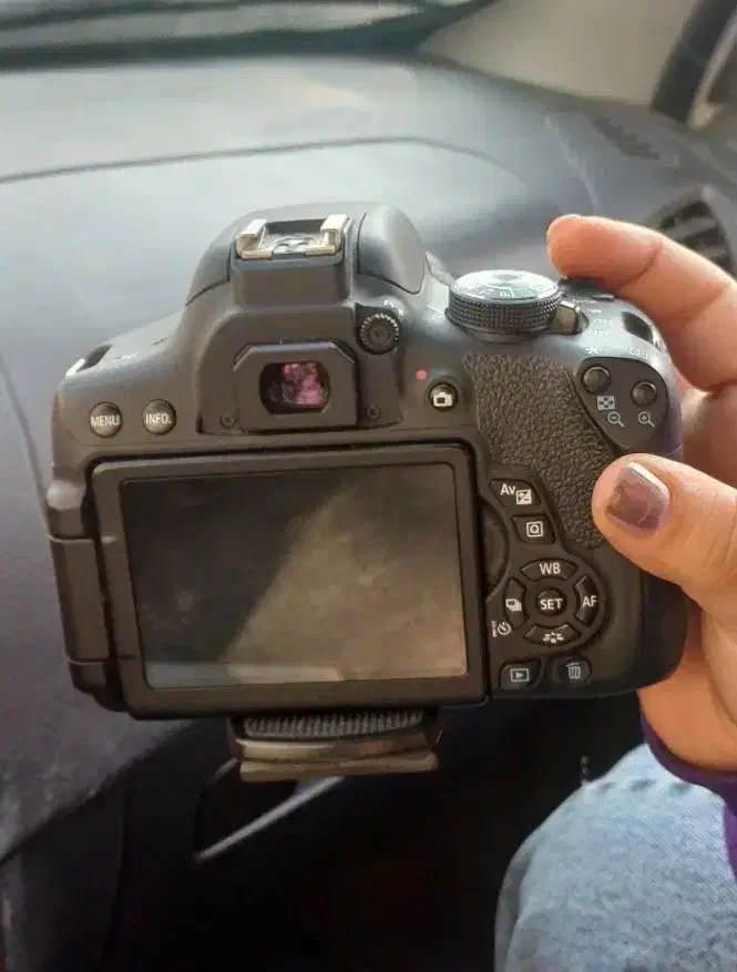 دوربین کنون 750d|دوربین عکاسی و فیلم‌برداری|پرند, فاز ۵|دیوار