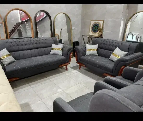 زیر قیمت اصلی به دلیل جابه جا شدن|مبلمان خانگی و میز عسلی|بندر گناوه, |دیوار