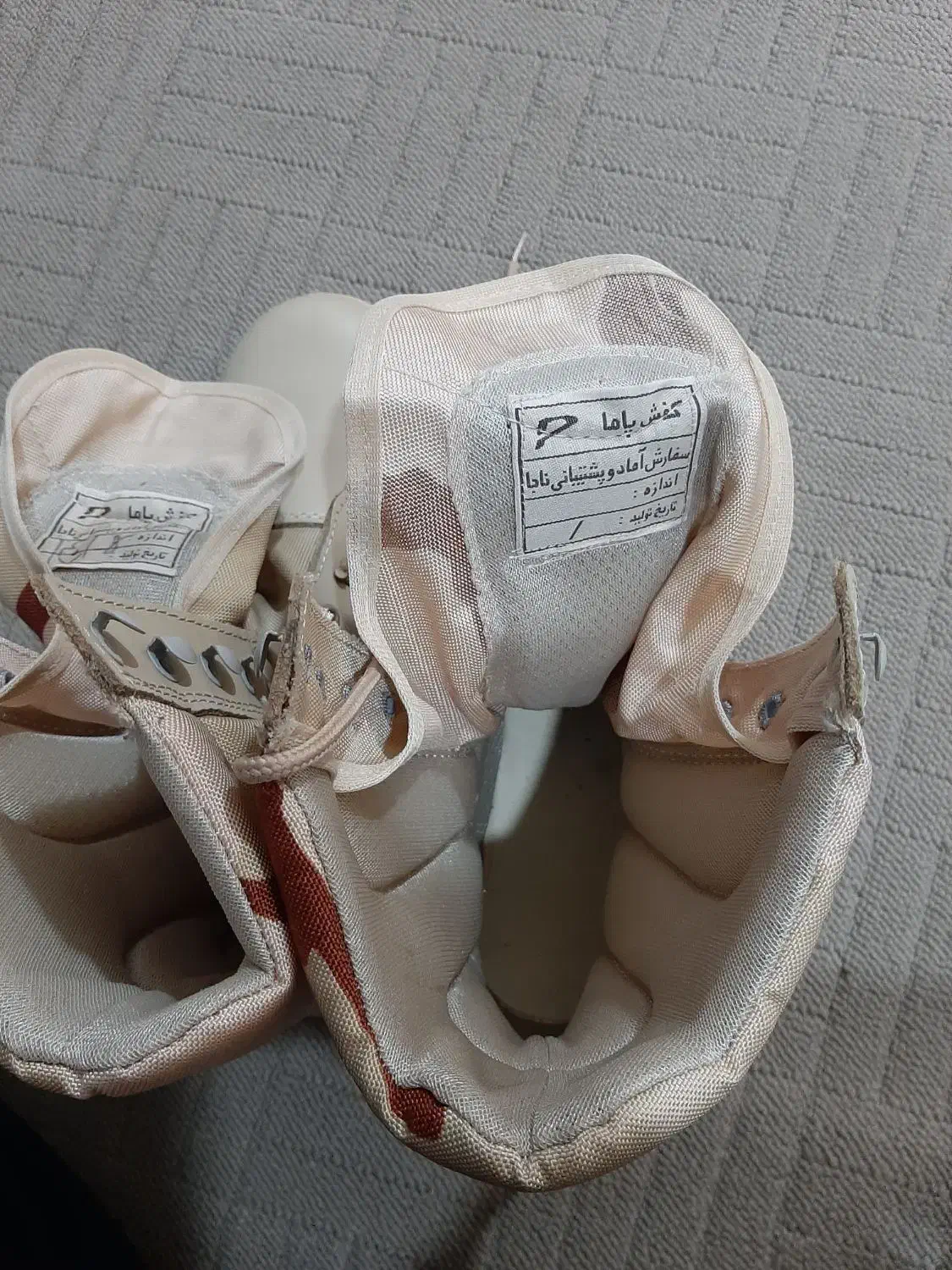 پوتین آک بند|کیف، کفش، کمربند|ایوان, |دیوار