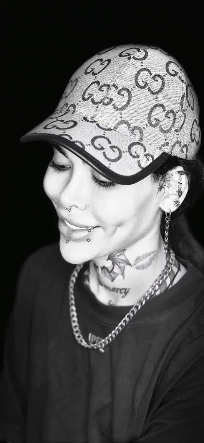 انجام خدمات پیرسینگ وچال گونه|خدمات آرایشگری و زیبایی|رشت, حاجی آباد|دیوار