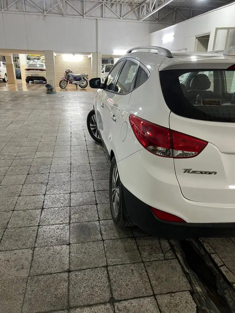 توسان۲۰۱۴|خودرو سواری و وانت|شیراز, آبیاری|دیوار