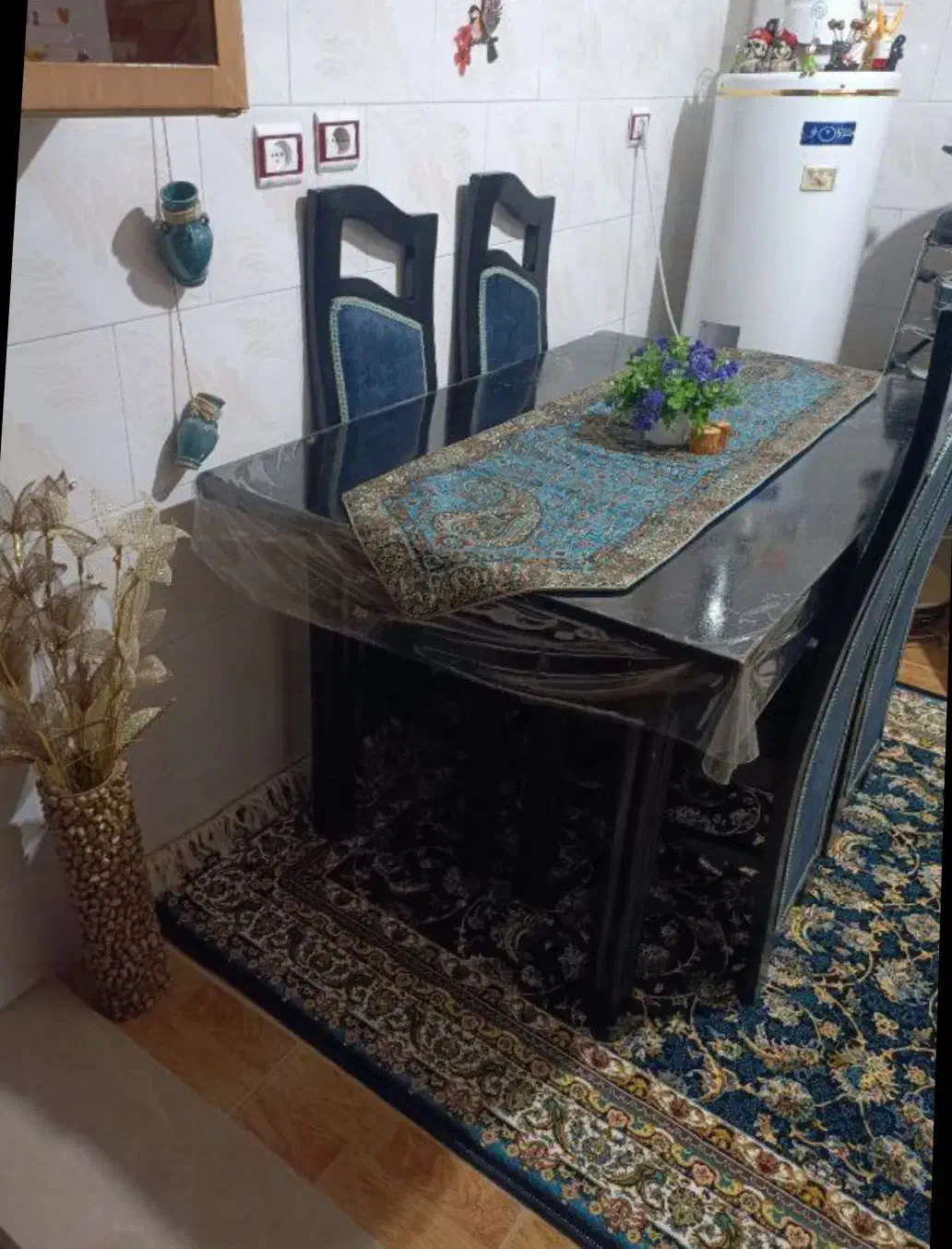 غذاخوری چهار نفری اصل چوب ومبل|میز و صندلی غذاخوری|نقده, |دیوار