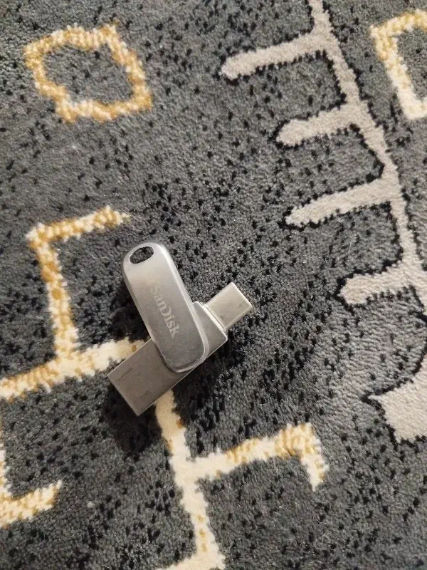 فلش یک ترابایت|لوازم جانبی موبایل و تبلت|مشهد, طبرسی شمالی|دیوار