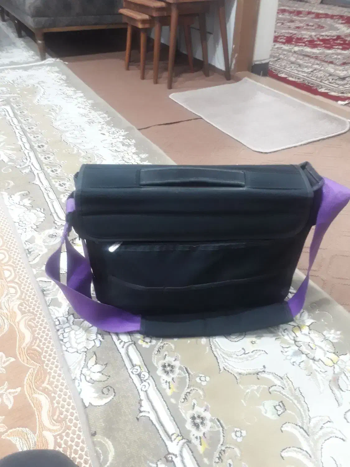 کیف|کیف، کفش، کمربند|لنجان, |دیوار