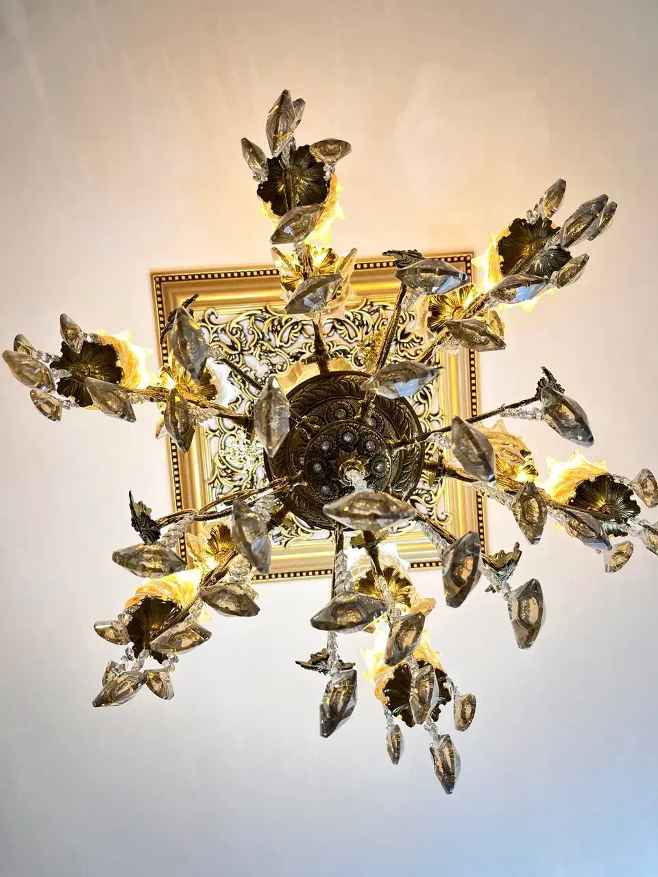 یک عدد لوستر ۶شاخه ۱۲شعله برنز|لوستر و چراغ آویز|الوند, |دیوار