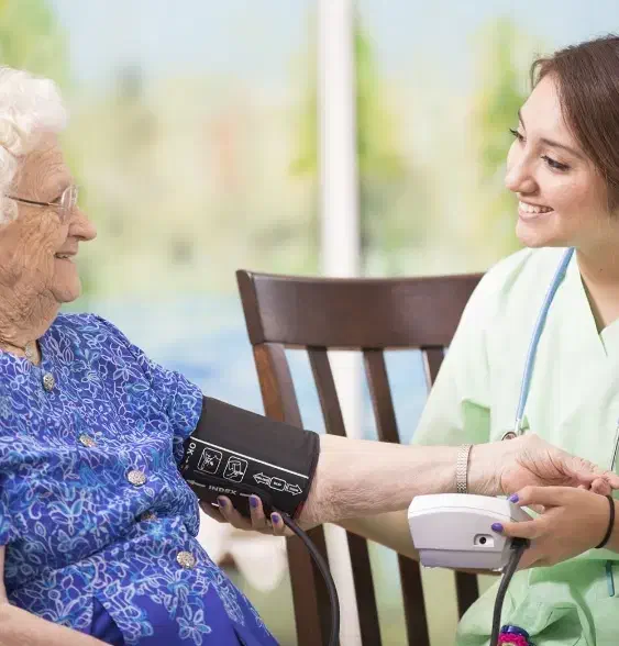 پرستاری از سالمند خانم پوشکی روزانه|استخدام درمانی، زیبایی، بهداشتی|تهران, صادقیه|دیوار