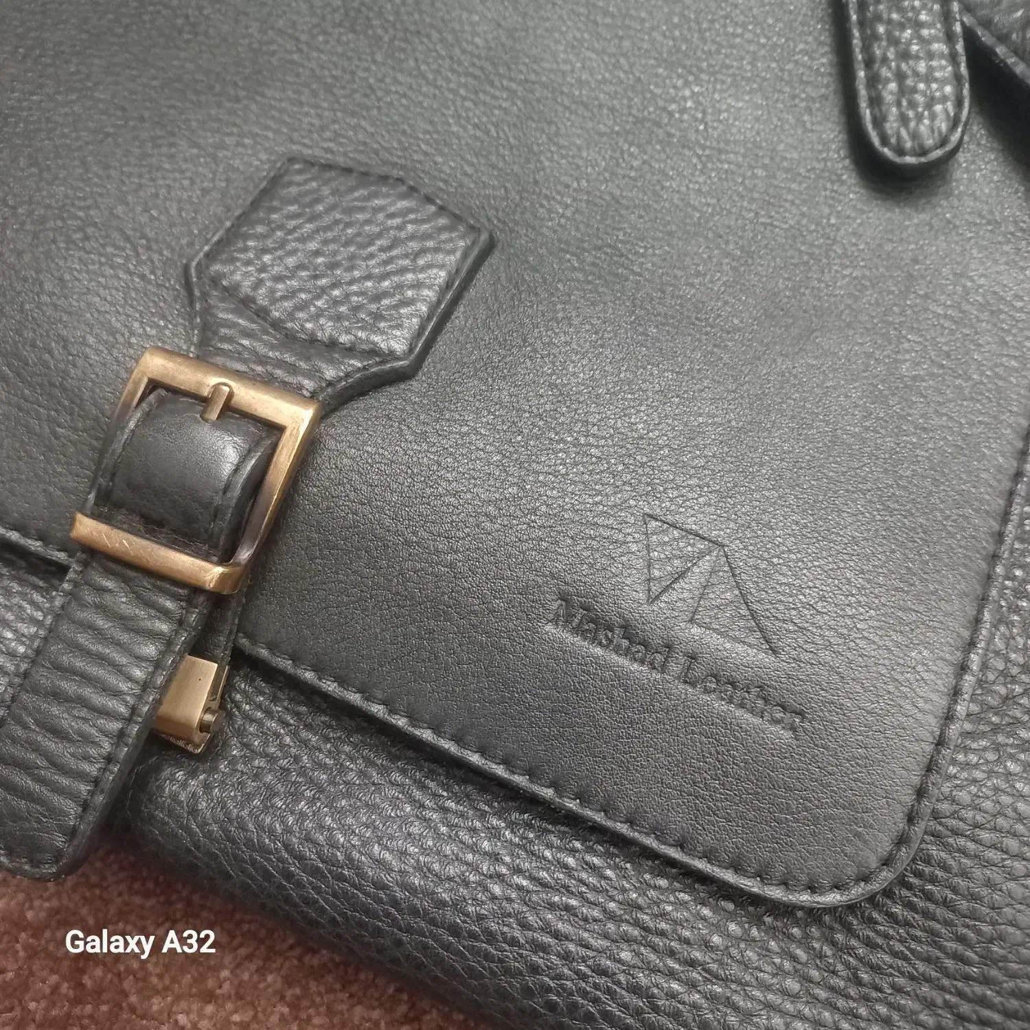 تعدادی کیف چرم مشهد و نوین چرم و گوچی|کیف، کفش، کمربند|تهران, امیریه|دیوار