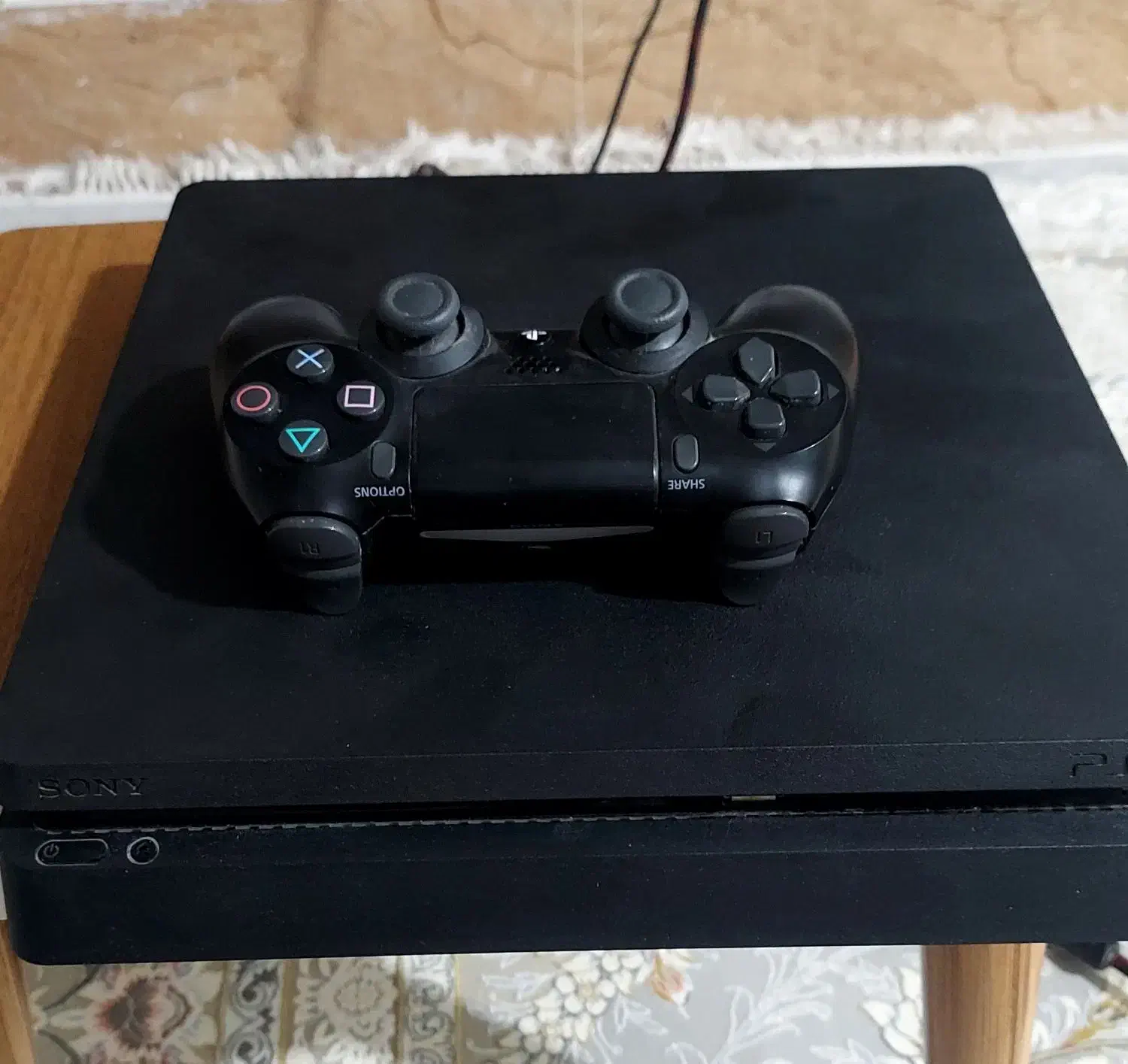 پلی استیشن ۴ 1 ترا|کنسول، بازی ویدئویی و آنلاین|خرم‌آباد, |دیوار