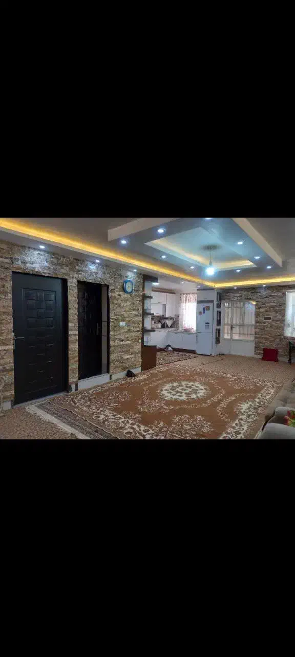 باغ ویلای شیک وزیبا در موقعیت عالی روستای فخرآباد|فروش خانه و ویلا|خوسف, |دیوار