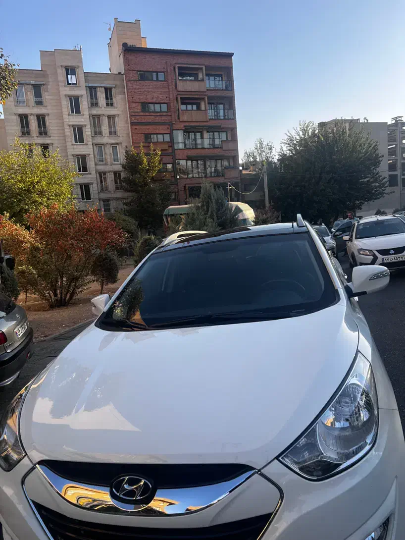 توسان 2013 بدون رنگ ۱۲۵۰۰۰ تا کارکرد|خودرو سواری و وانت|تهران, اباذر|دیوار