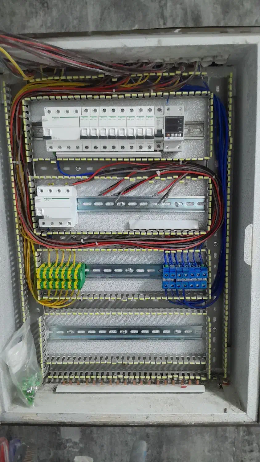 صفر تا صد برقکاری ساختمان|خدمات پیشه و مهارت|ایذه, |دیوار