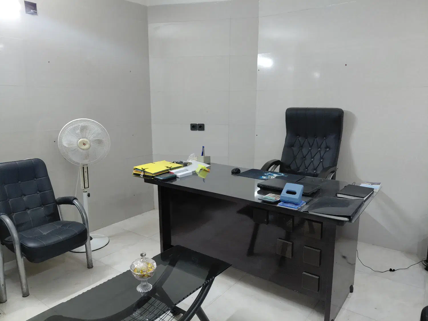 رهن مغازه بر اصلی خیابان جلال ال احمد|اجارهٔ مغازه و غرفه|خرمآباد, |دیوار