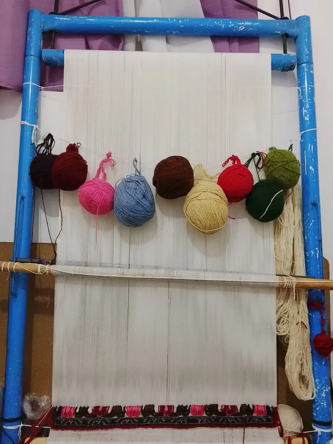 کارگاه فرش دست بافت کلاه فرهنگ|فرش|سنندج, |دیوار