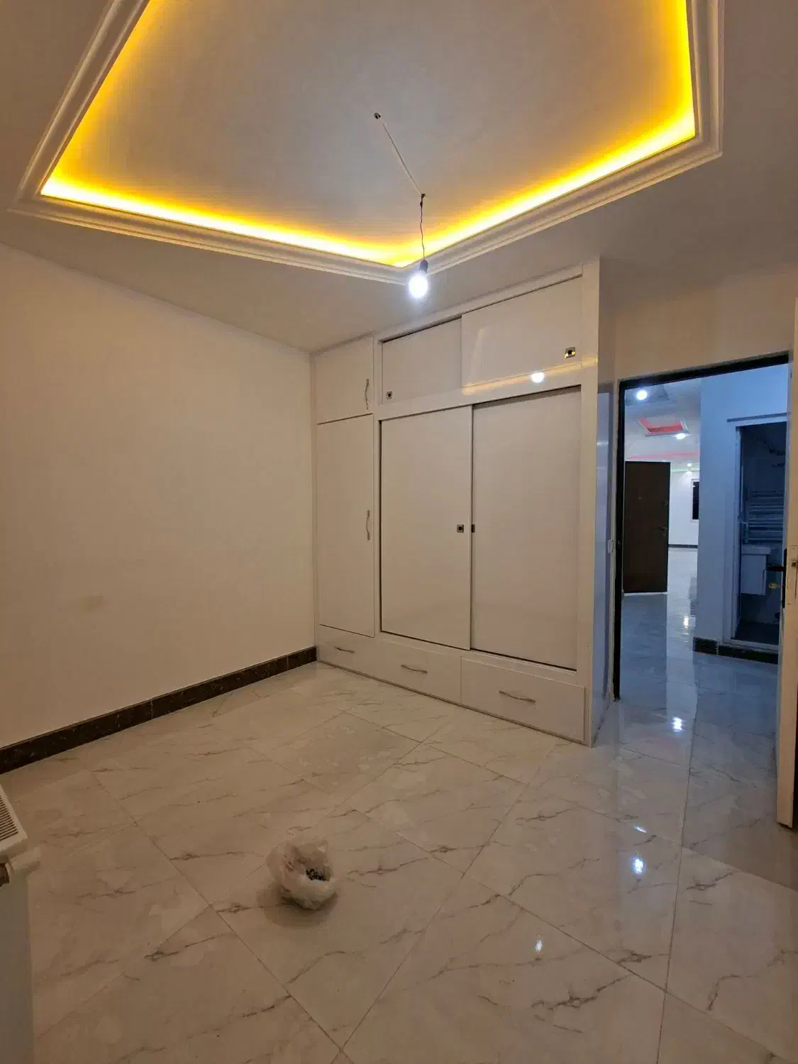 ۱۰۰متری نوساز / مرکز شهر /دسترسی شهری /کد433|فروش آپارتمان|تنکابن, |دیوار