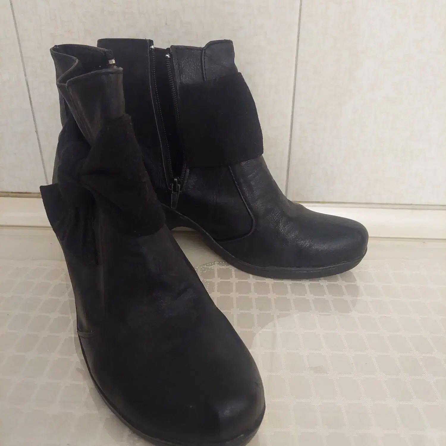 نیم پوست چرم اصل زنانه سایز۴۰|کیف، کفش، کمربند|تبریز, |دیوار