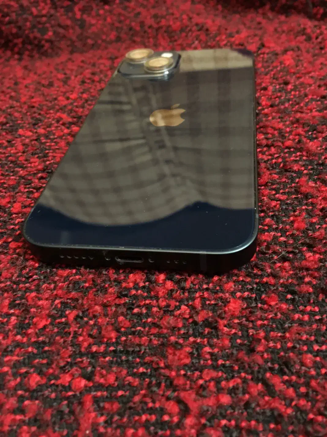 آیفون ۱۳ نرمال ۱۲۸ گیگ فوق العاده تمیز|موبایل|اصفهان, سروستان|دیوار