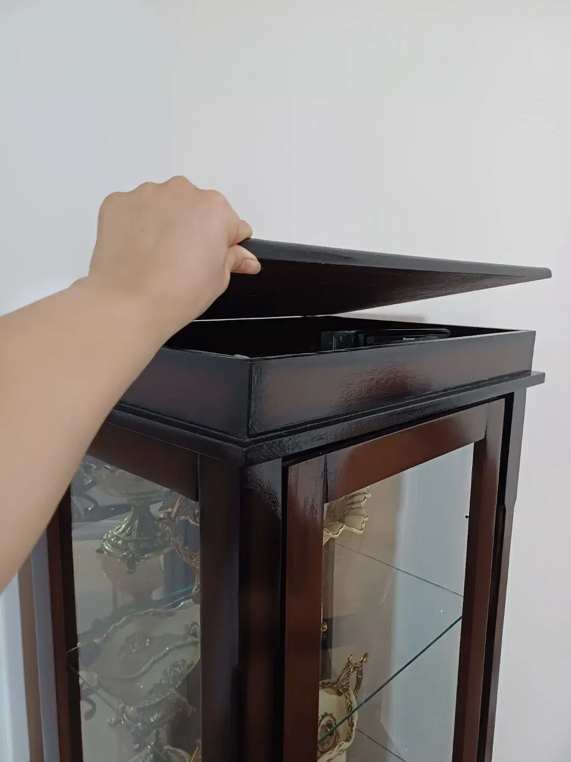 بوفه کوچیک|بوفه، ویترین، کنسول|پیشوا, |دیوار