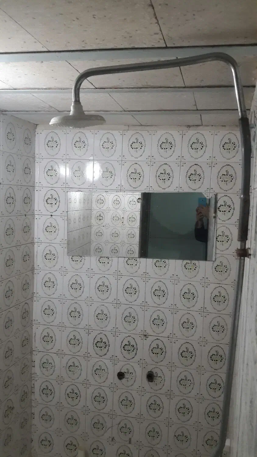 واحد ۳۸ متری  مجردی آقا