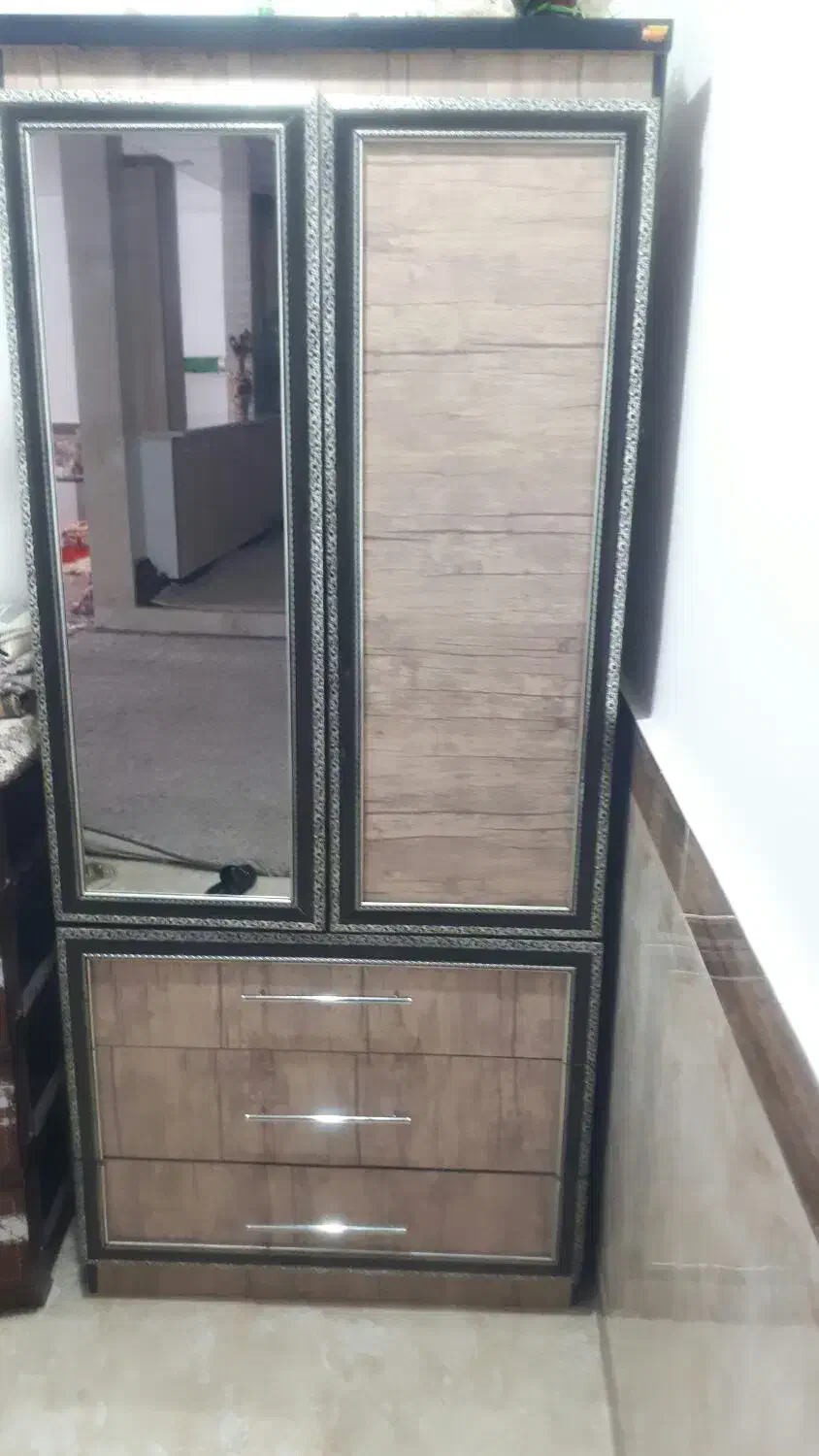 رخت آویز|بندرخت و رخت‌آویز|سنندج, |دیوار