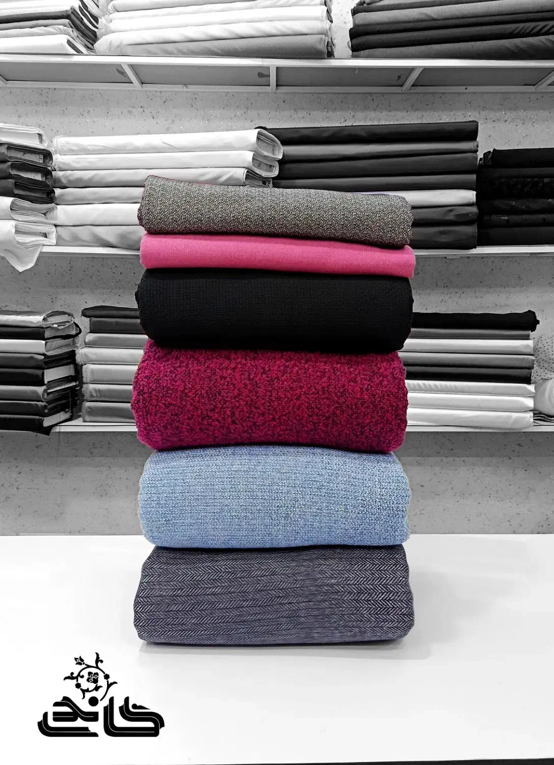 انواع پارچه ای لباسی وپرده ای با قیکت مناسب|لباس|سبزوار, بیهق شرقی|دیوار