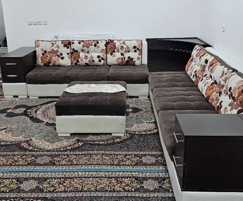 مبل ۷ نفره با جلومبلی و میز|مبلمان خانگی و میز عسلی|آبدانان, |دیوار