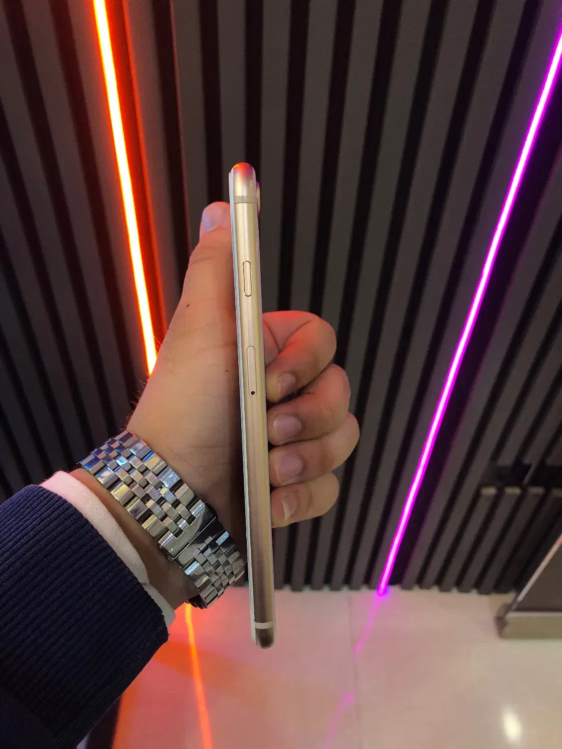 iPhone 8plus / 64gb / lla /کلکسیونی|موبایل|مشهد, کوه سنگی|دیوار