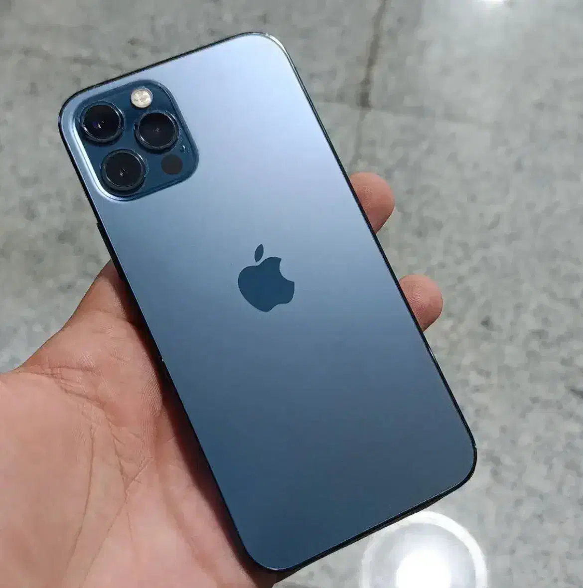 آیفون 12 pro|موبایل|نسیم‌شهر, |دیوار