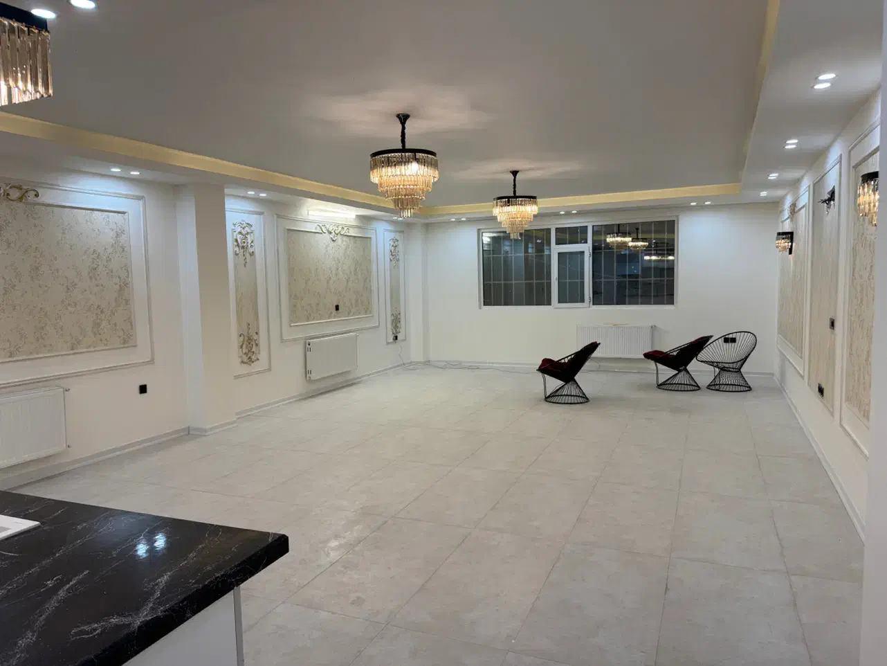 فروش اپارتمان ۲۰۰ متری  دانشگاه/لوکس/همکف/حیاط دار|فروش آپارتمان|زاهدان, |دیوار