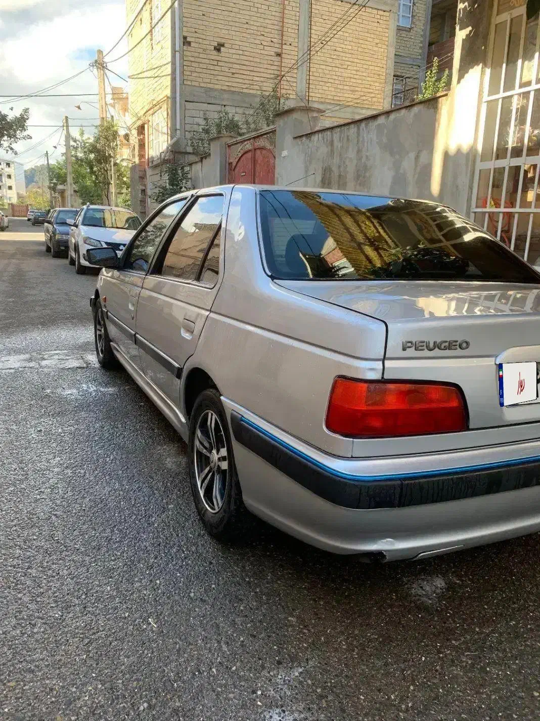 پژو پارس مدل ۸۵|خودرو سواری و وانت|آستارا, |دیوار