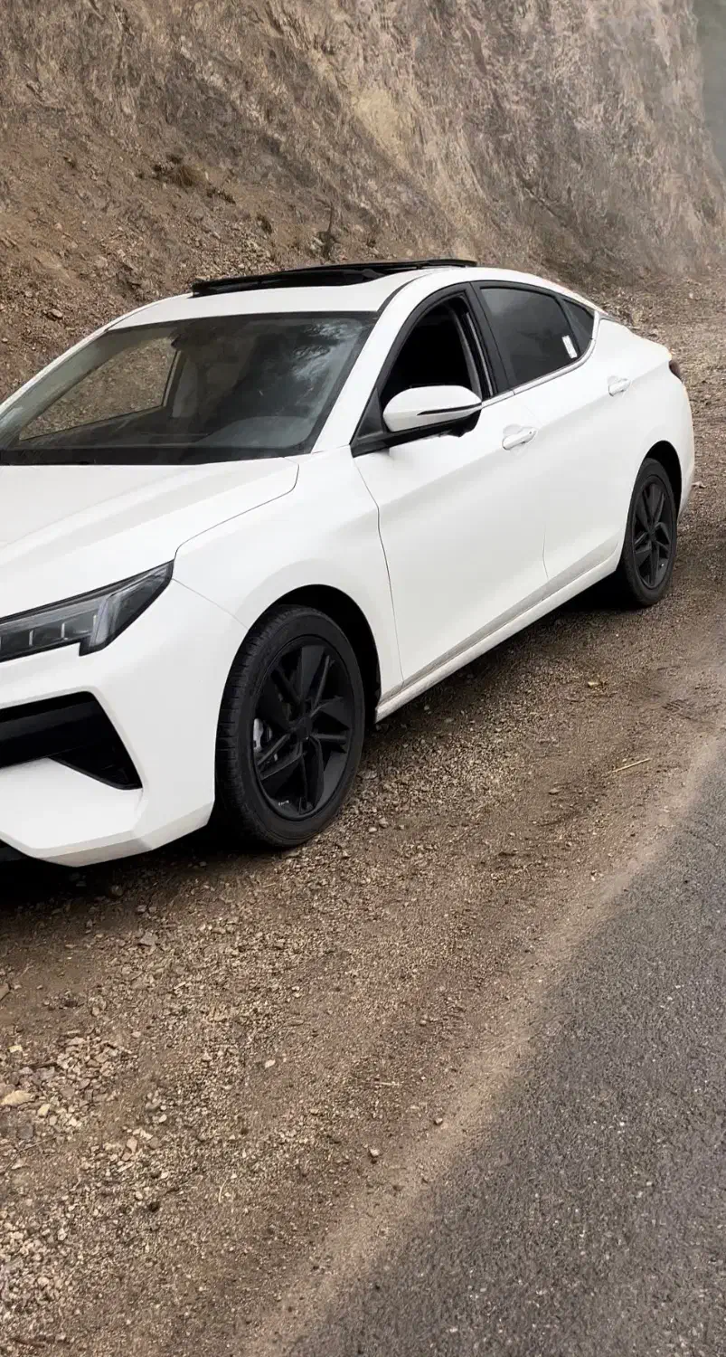 Kmc j7|خودرو سواری و وانت|همدان, |دیوار