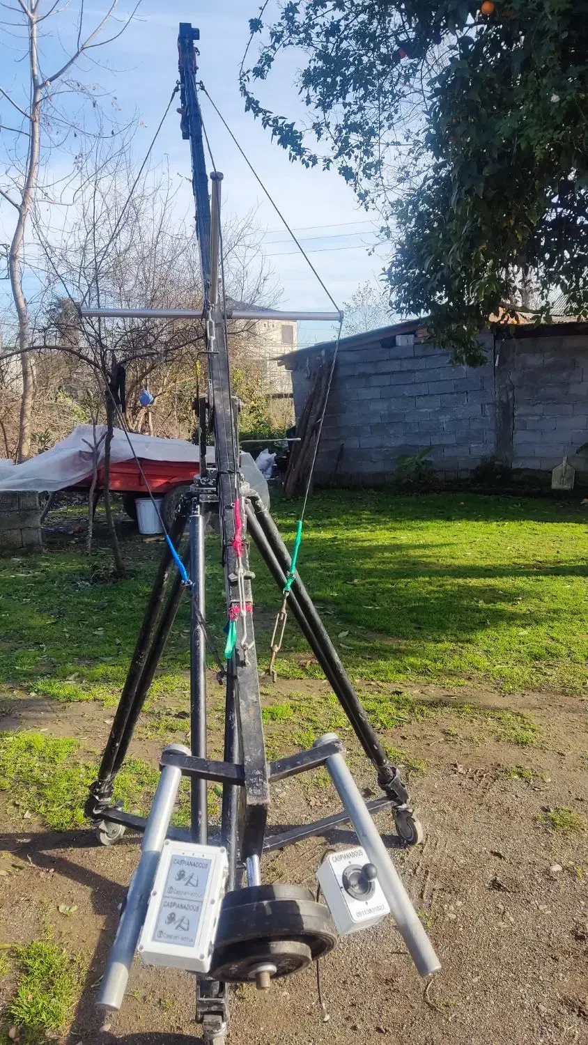 کرین کاسپین|دوربین عکاسی و فیلم‌برداری|تالش, طولارود|دیوار