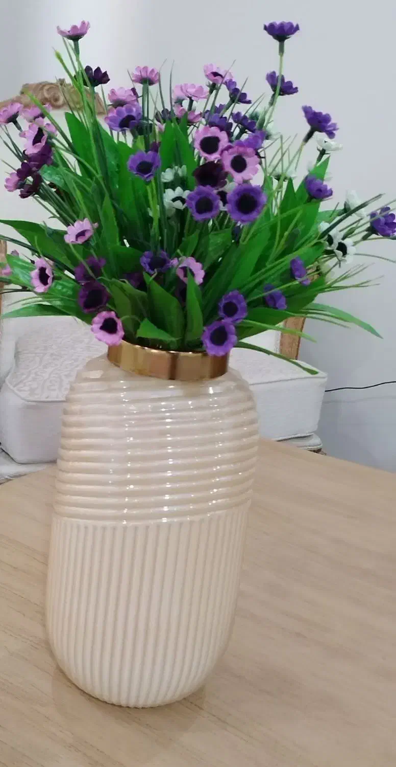 گلها به همراه گلدان|گل مصنوعی|تهران, ابوذر|دیوار