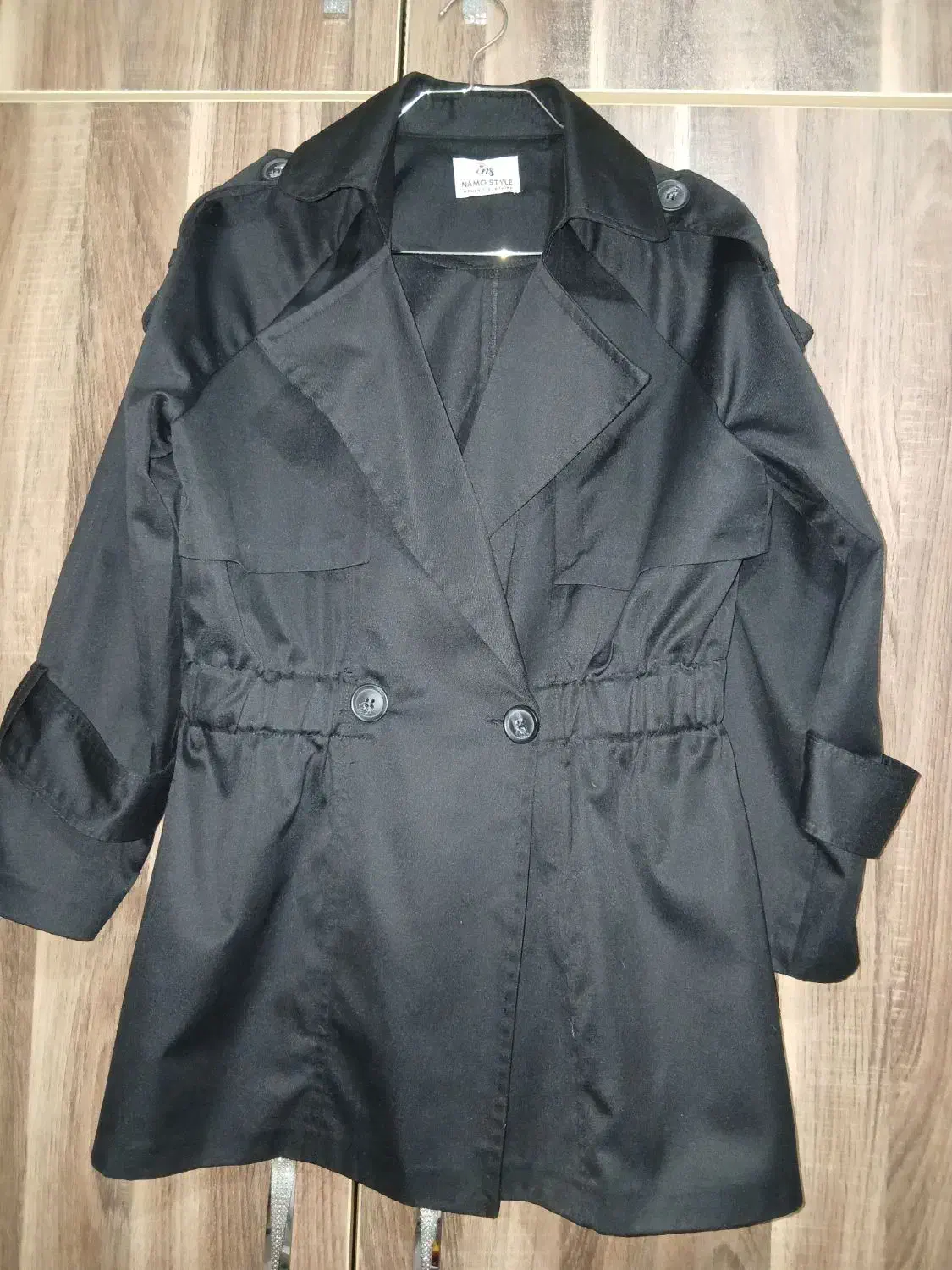 مانتو|لباس|رشت, دروازه لاکان|دیوار