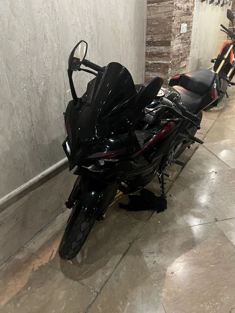 RS200|موتورسیکلت|تهران, دولت‌آباد|دیوار