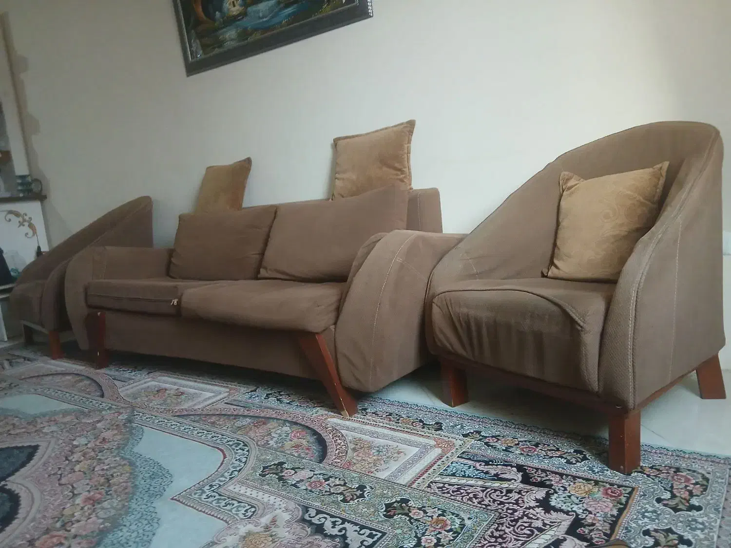 مبل ۷ نفره با میز|مبلمان خانگی و میز عسلی|گلبهار, شهر جدید گلبهار|دیوار