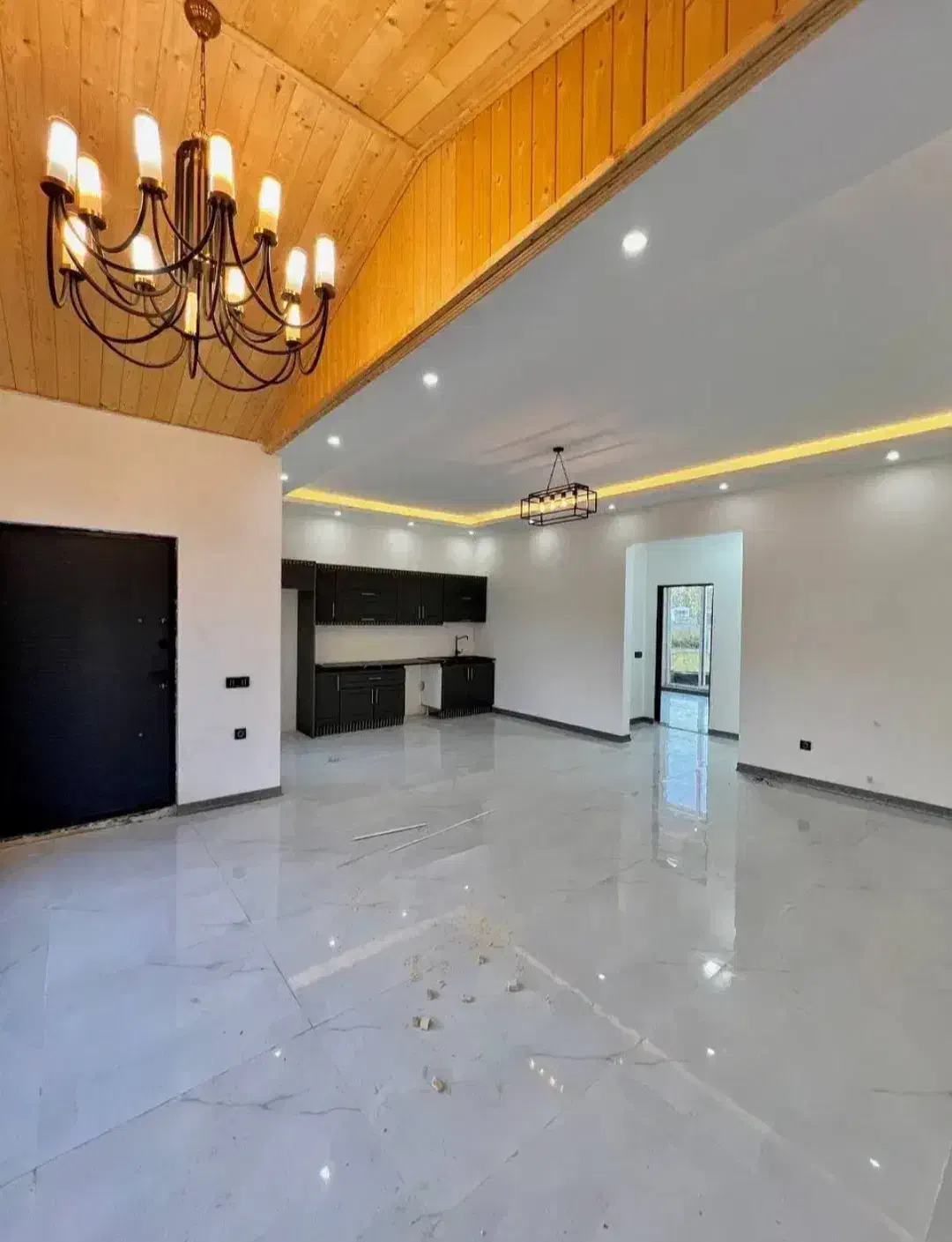 ویلایی مدرن۱۹۰زمین/۹۰بنا/۲خوابه/سندتکبرگ/شهرک رز|فروش خانه و ویلا|رویان, |دیوار