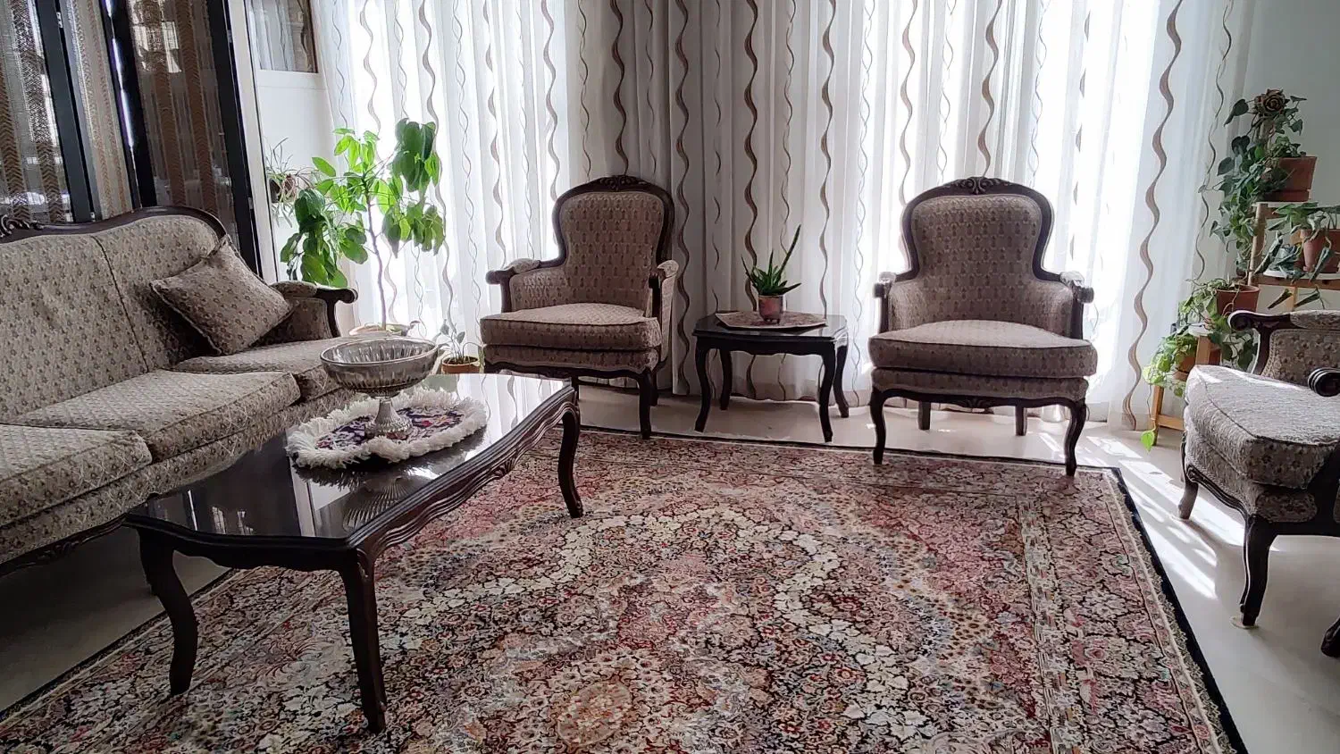 ست مبلمان خانگی ۹ نفره|مبلمان خانگی و میز عسلی|تهران, نیروی دریایی|دیوار