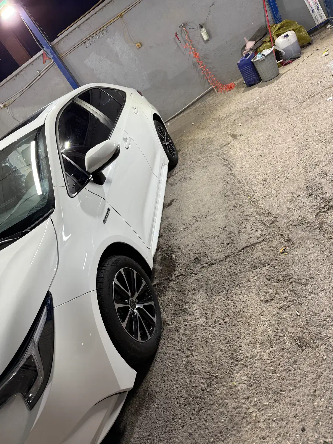 تویوتا لوین هیبرید|خودرو سواری و وانت|کرمان, |دیوار