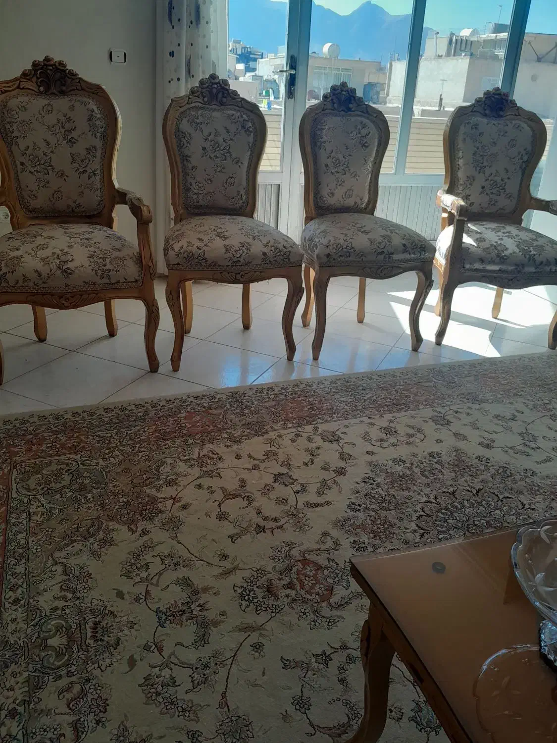 مبلمان استیل طلایی|مبلمان خانگی و میز عسلی|اصفهان, باغ زرشک|دیوار